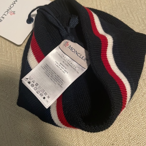 Moncler berretto beanie hat - Picture 5 of 7
